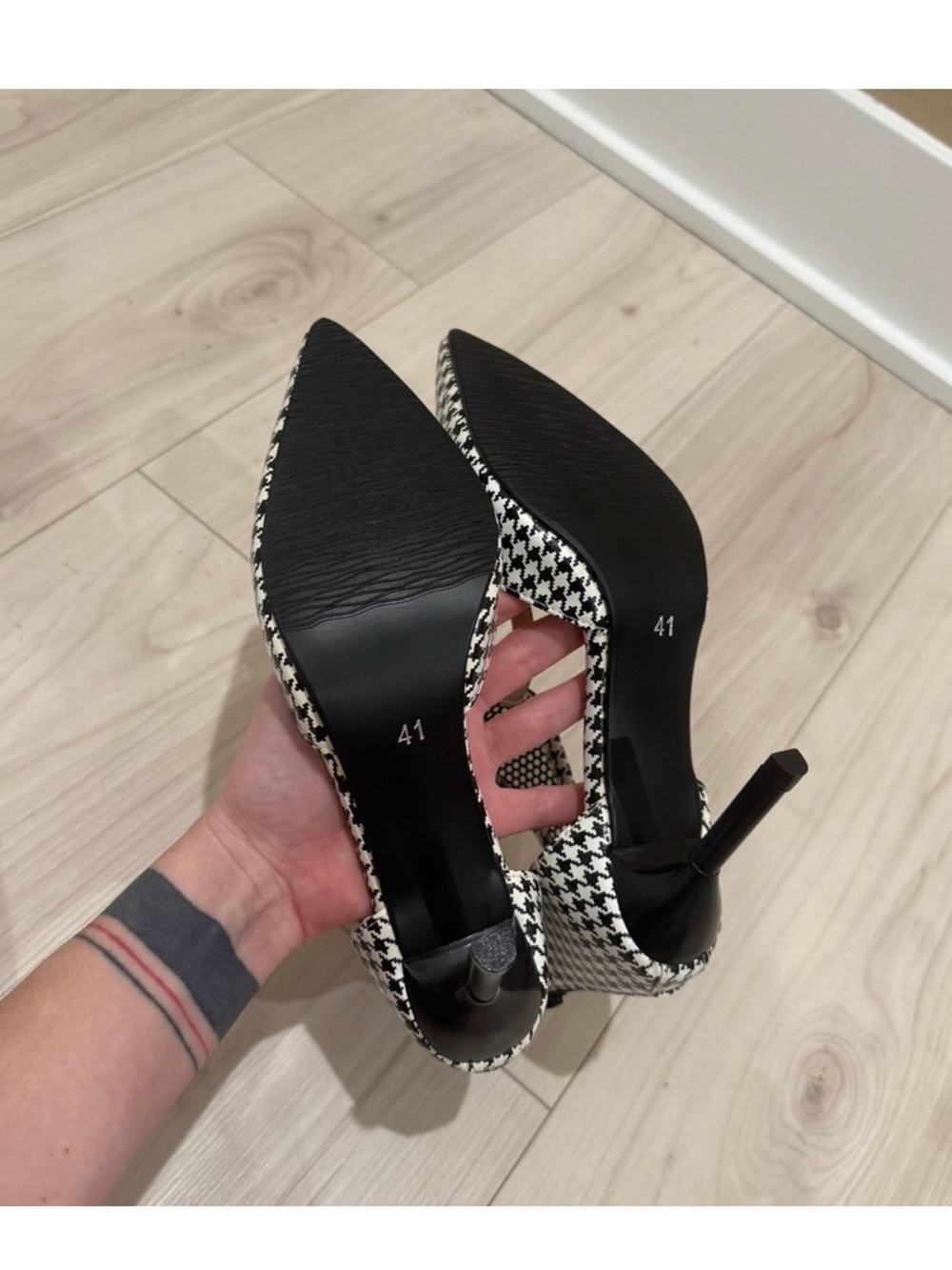 Black & White Houndstooth T-Strap High Heels - Picture 4 of 4